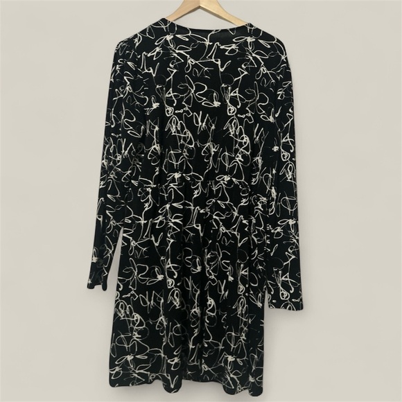 Long Sleeve Black and White Women's Dress xxl - Picture 4 of 8